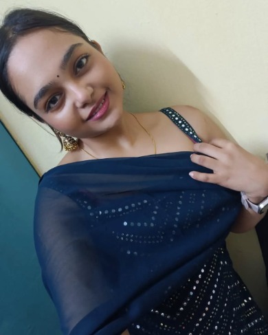 Call Girls in Saket