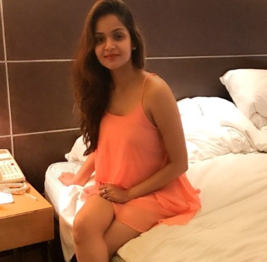 Call Girls in Saket