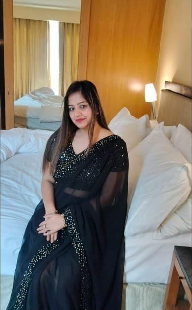 Call Girls in Saket